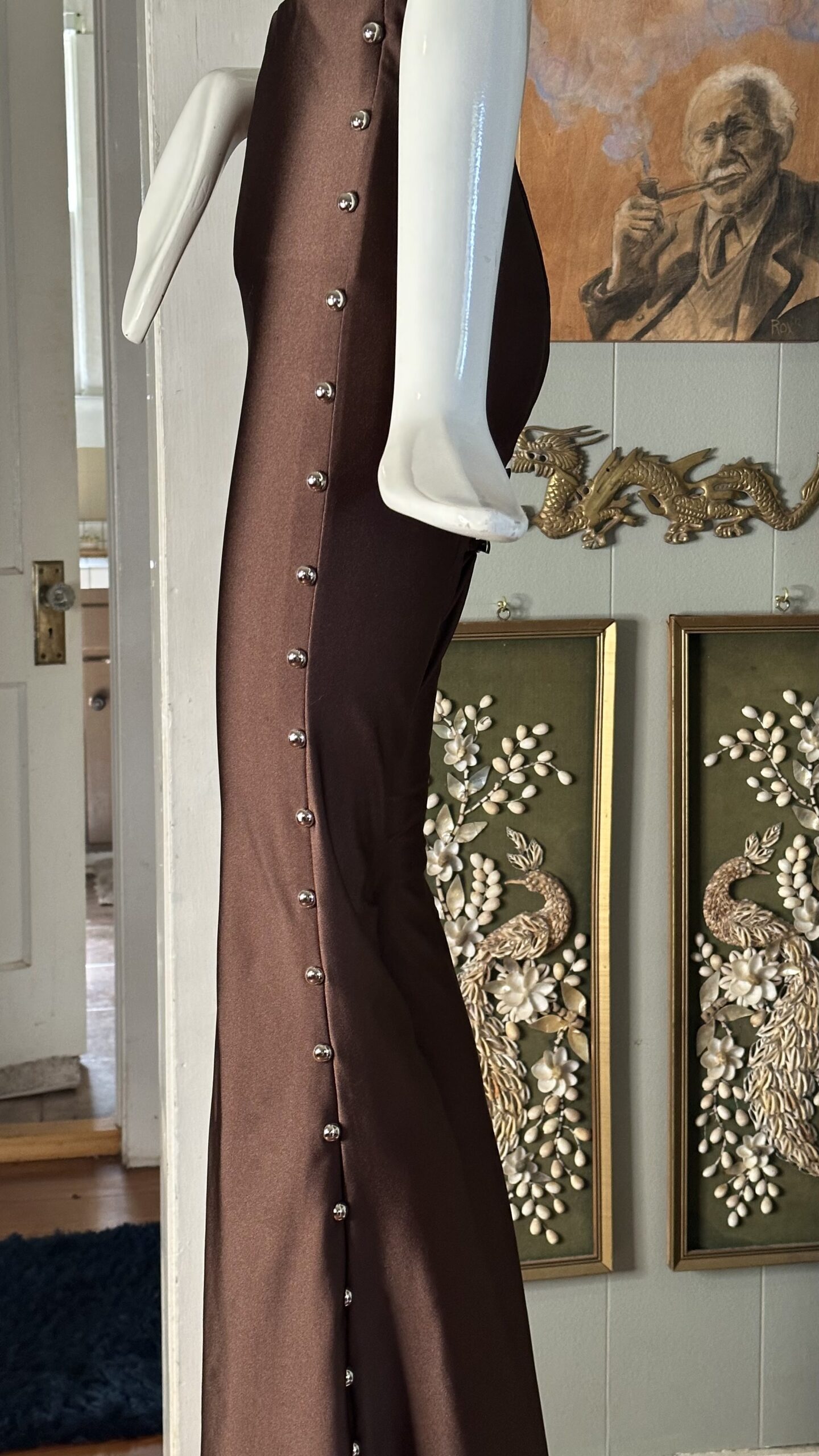 RTS +++ Medium Traditional in Shiny Chocolate Brown with Silver Side Studs // Inseam 33 - Image 4