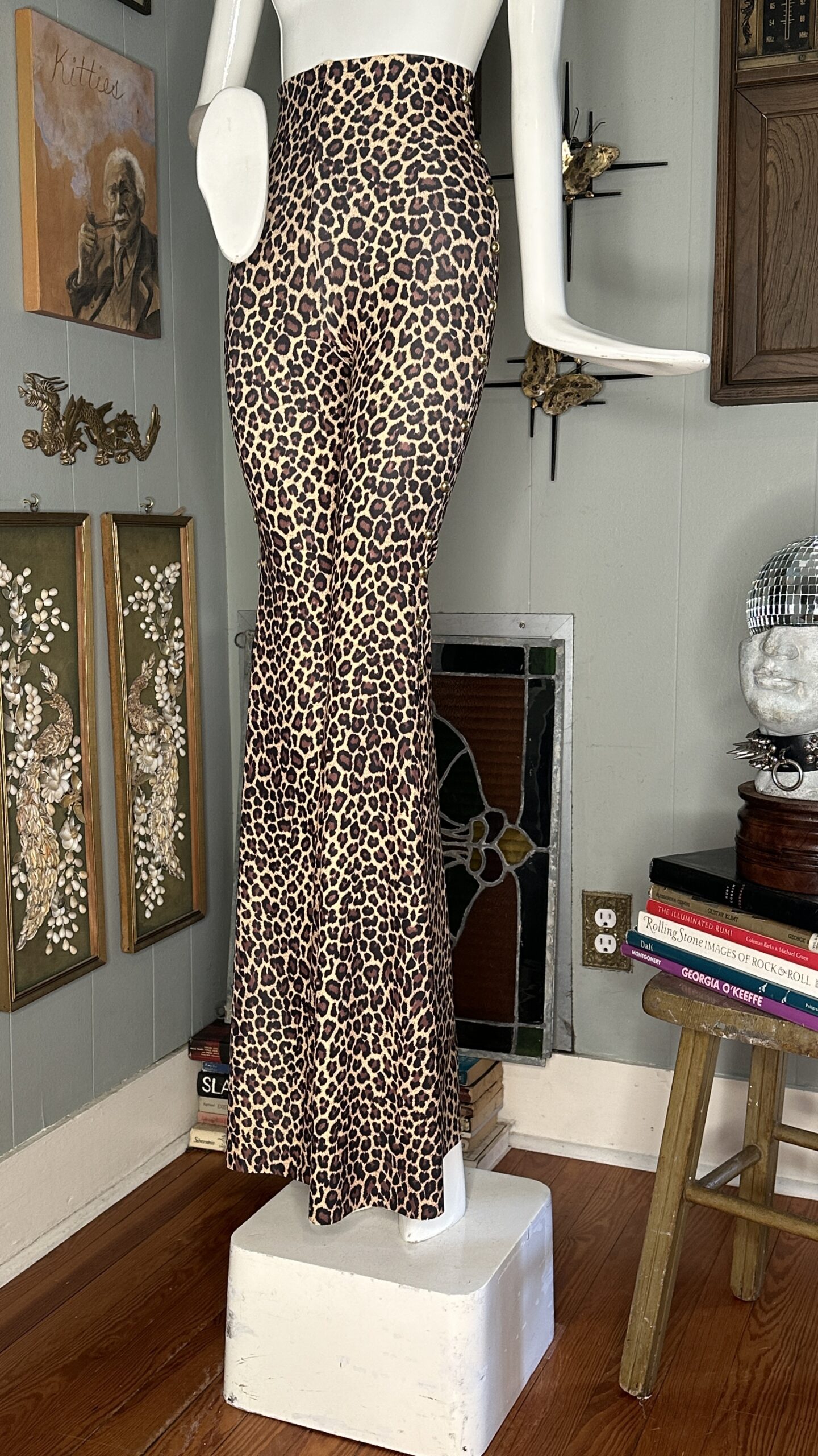 RTS +++ Medium Traditional in Baby Cheetah print with Gold Side Studs // Inseam 30 - Image 2