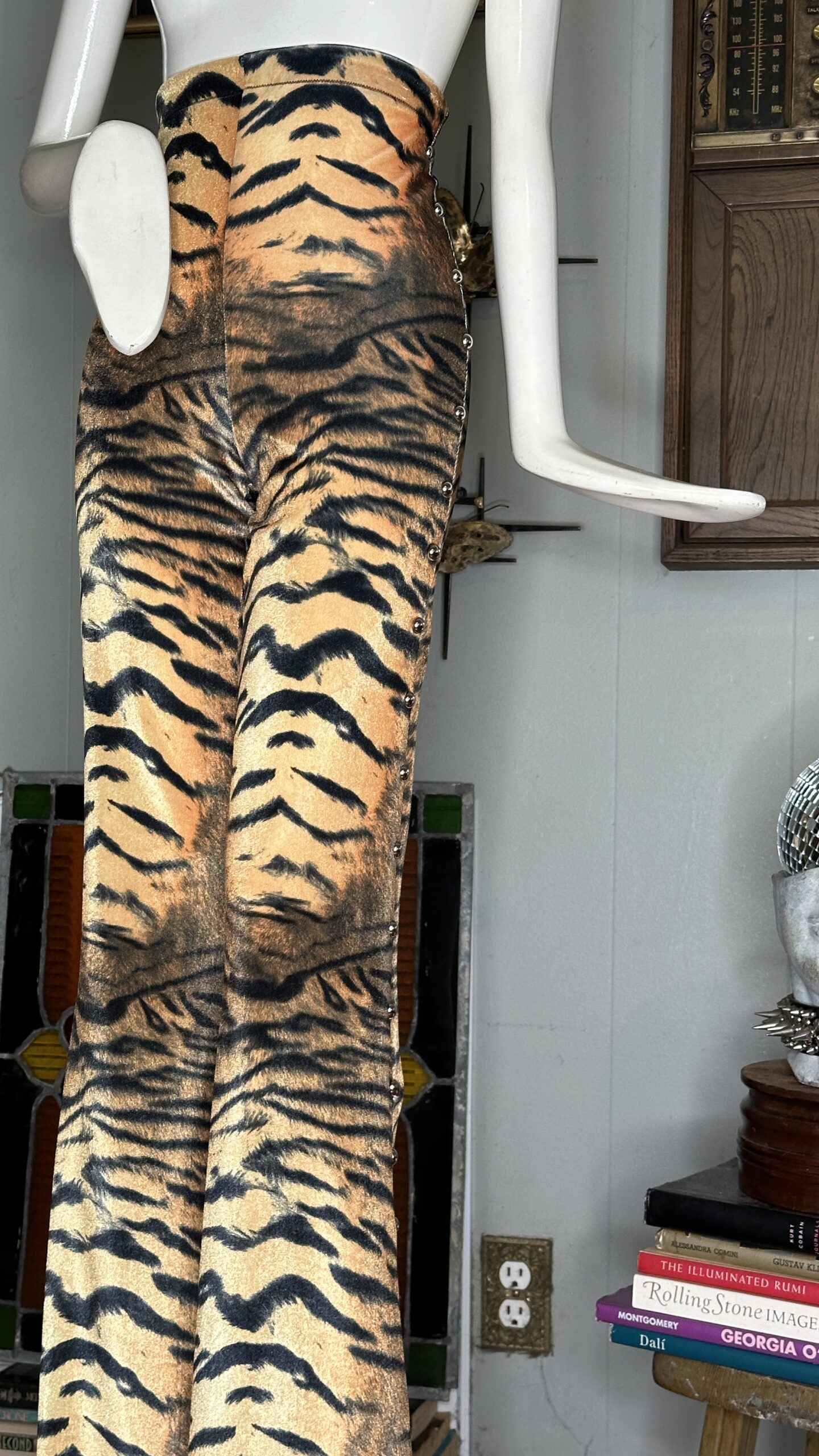 RTS +++ Small Tiger velvet with Silver Side Studs // inseam 37" - Image 5