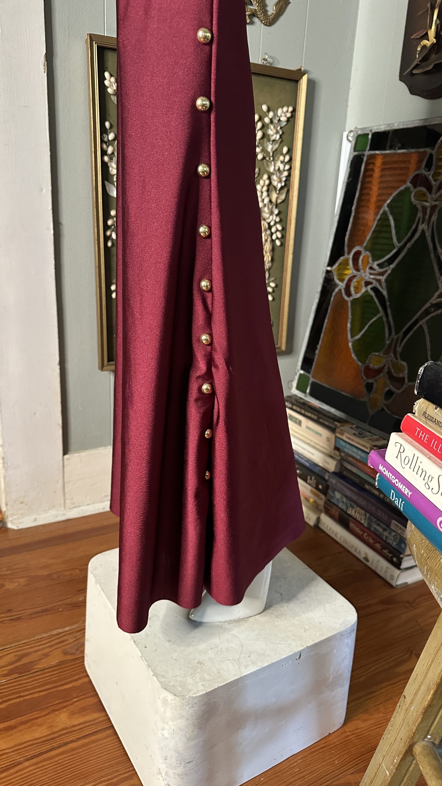 RTS +++ Medium 35" Traditional in Sangria with Gold Backside Zippers and Side Studs - Image 4